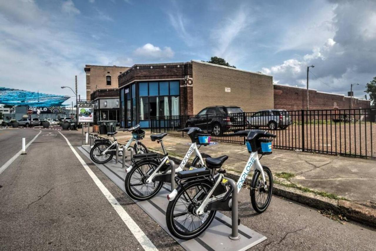 Gated Walking Distance To Overton Square